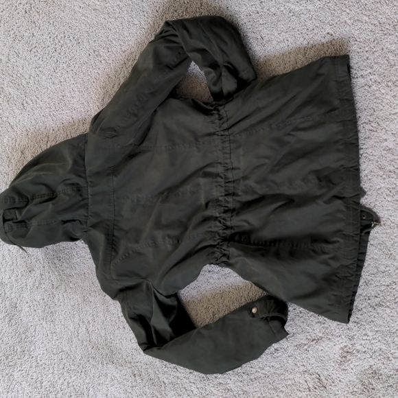 Bass Co. women's army green medium utility jacket - Picture 9 of 9